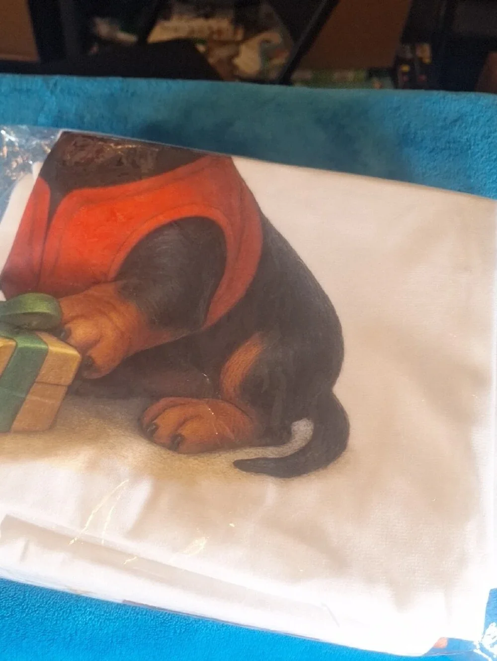 Qiong Meng Merry Woofmas Dachshund Christmas Pillow Covers - Set of 4, White